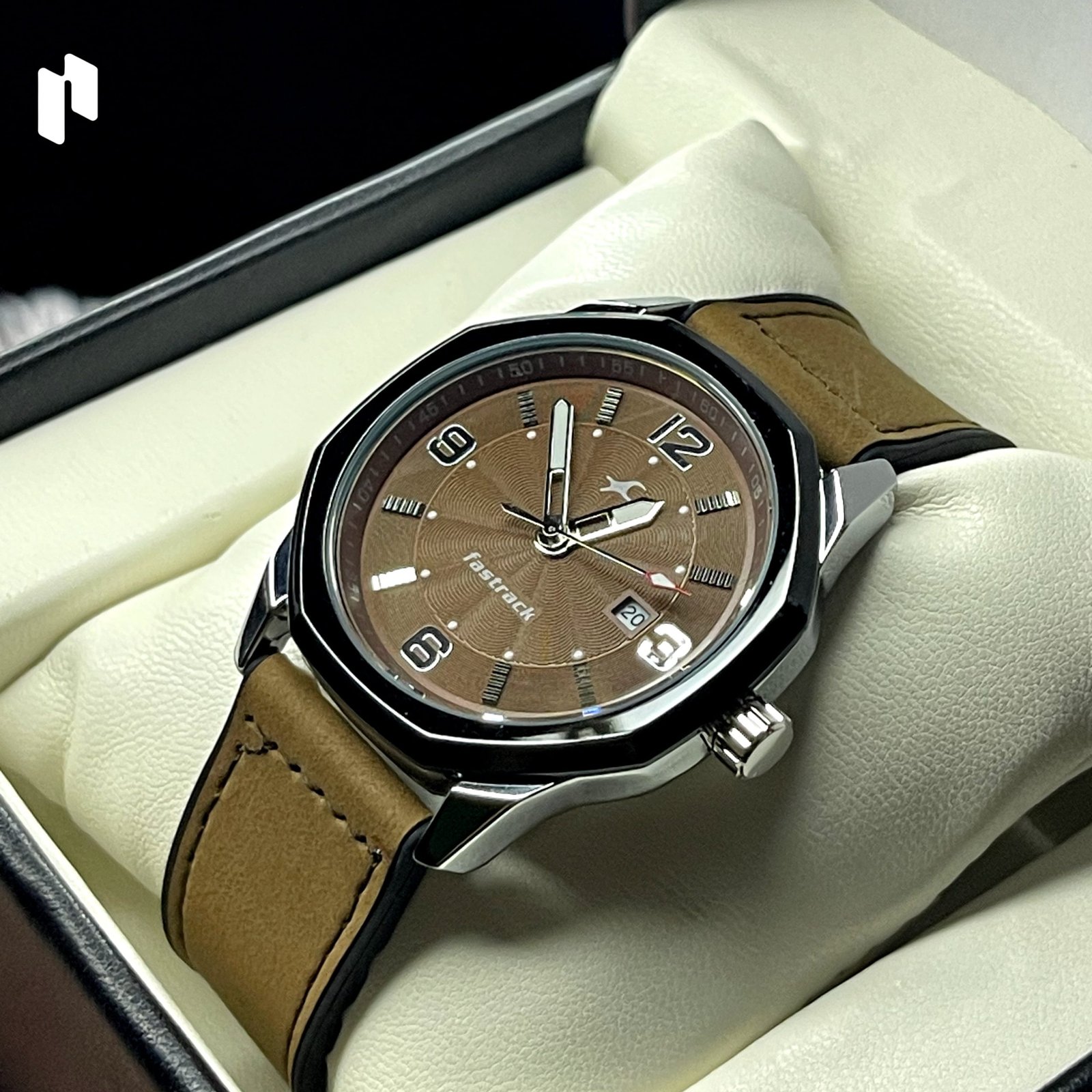 Fastrack 20LW25 Trendy Fashionable Men’s Watch